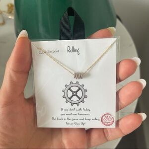 𝅺nwt Rolling Rocks 18k gold dipped necklace